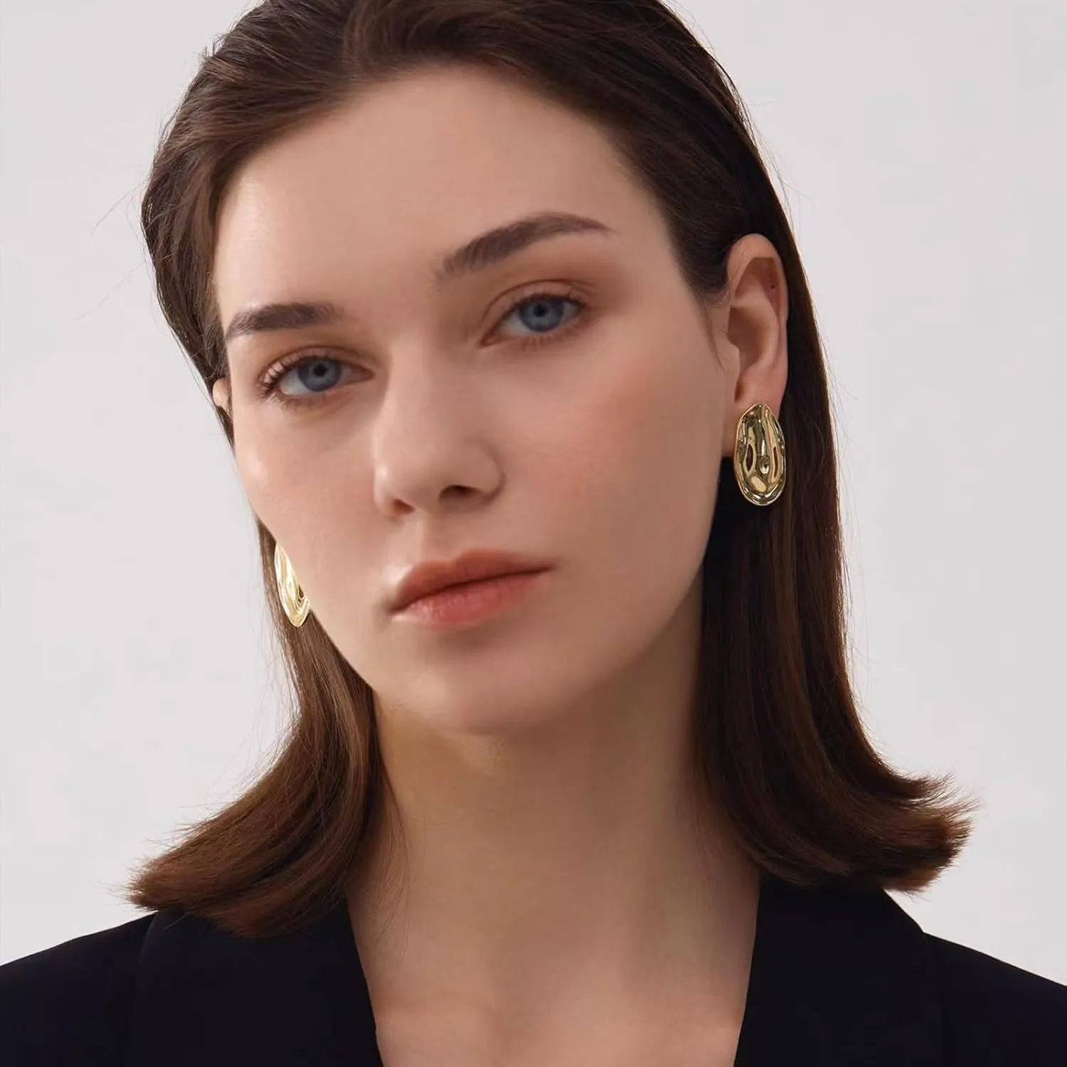 Clip on Earrings Women Gold Clip on Earrings for Women Chunky Gold Hoop teardrop Clip Earrings for Designer Minimalist Luxury Trendy Earrings 2025