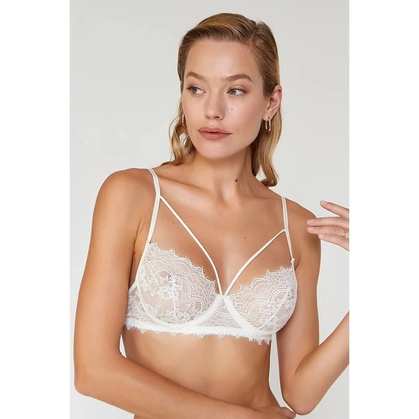 Cream Lace Lingerie Set