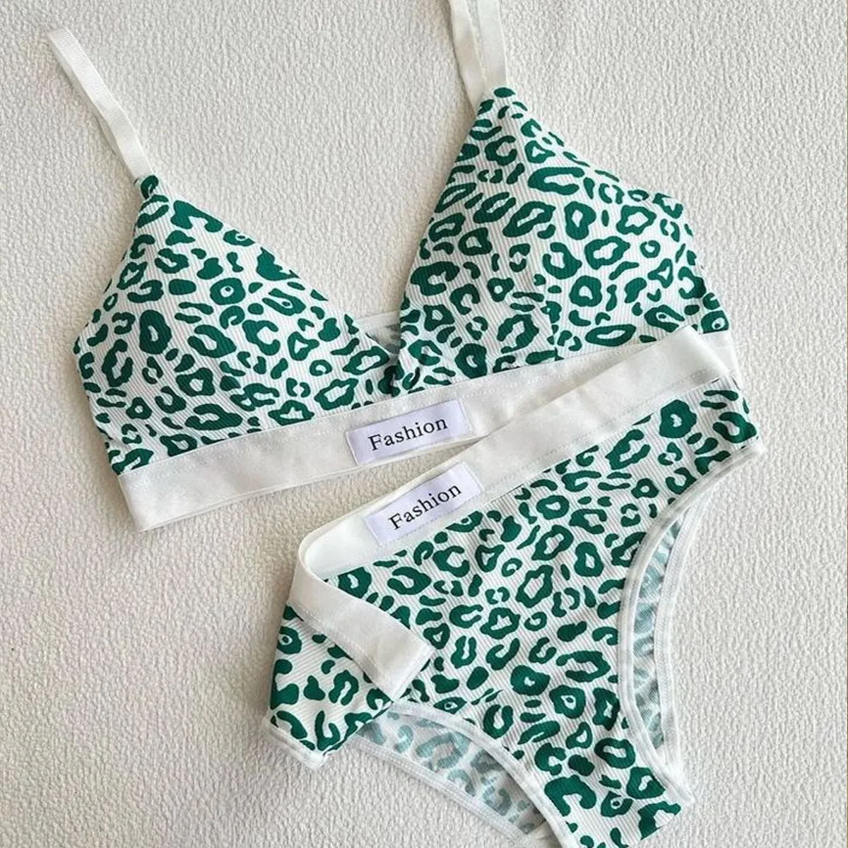 Fashion leopard print for women, sexy underwear  bralette, strapless daily bra 8116