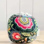 Medium Cozy Cake Yarn Cozy